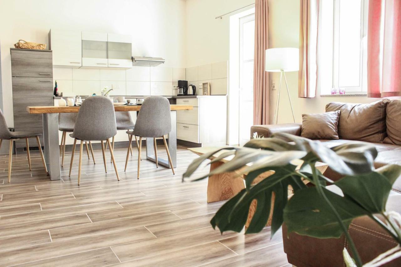 Apartamento Weinquartier Naumburg Naumburg  Exterior foto